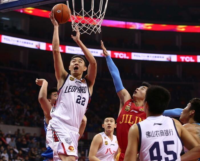 凯迪拉克F 凯迪拉克F